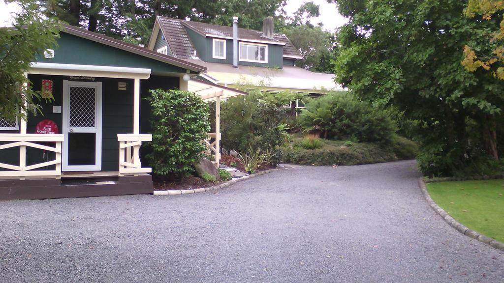 Creel Lodge Turangi Exterior photo