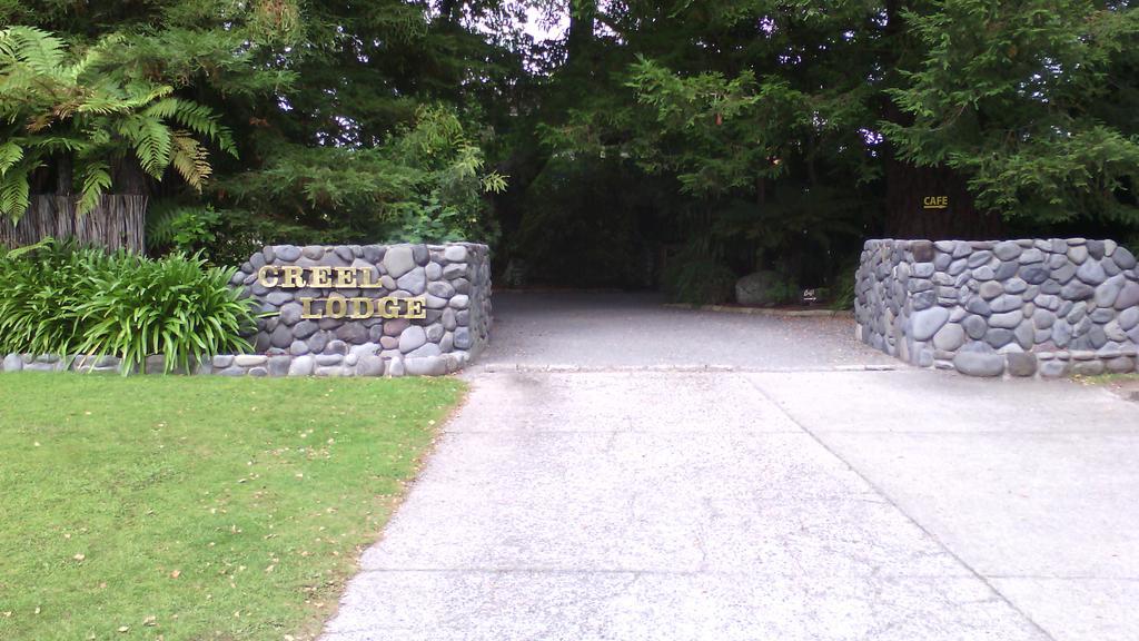 Creel Lodge Turangi Exterior photo